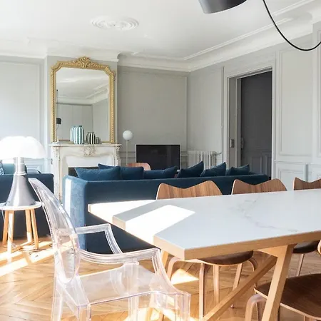 Hostnfly - Superb Porte Maillot Apartment Paris